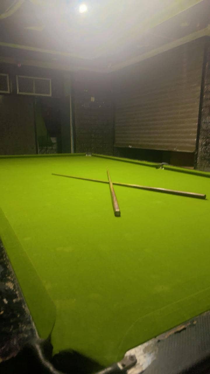 Snooker Table 2