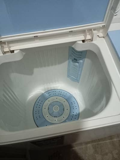 Royal semi automatic washing machine