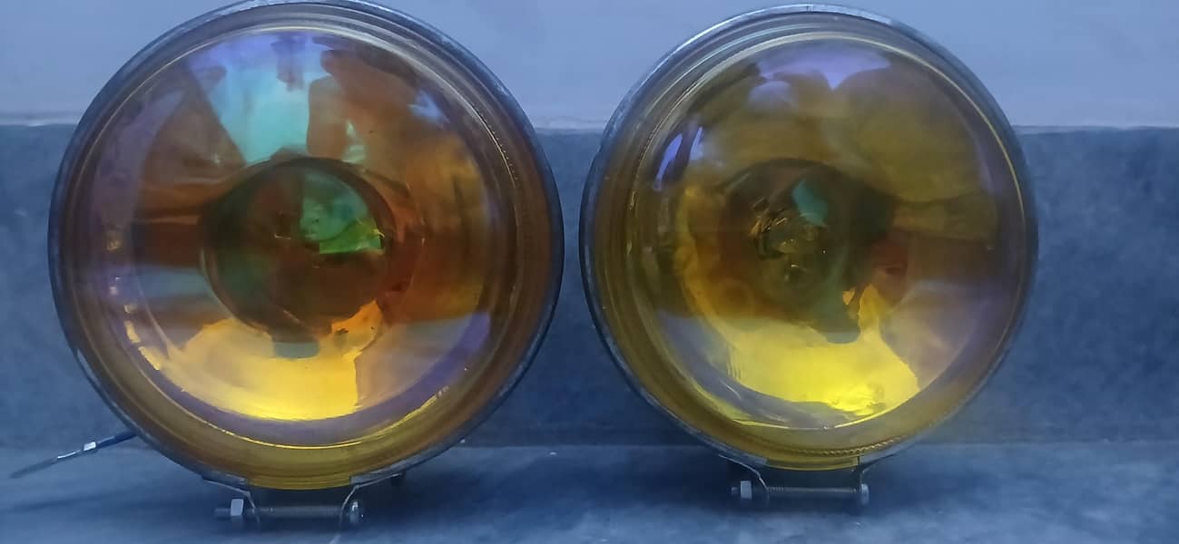 Halogen fog lights 0