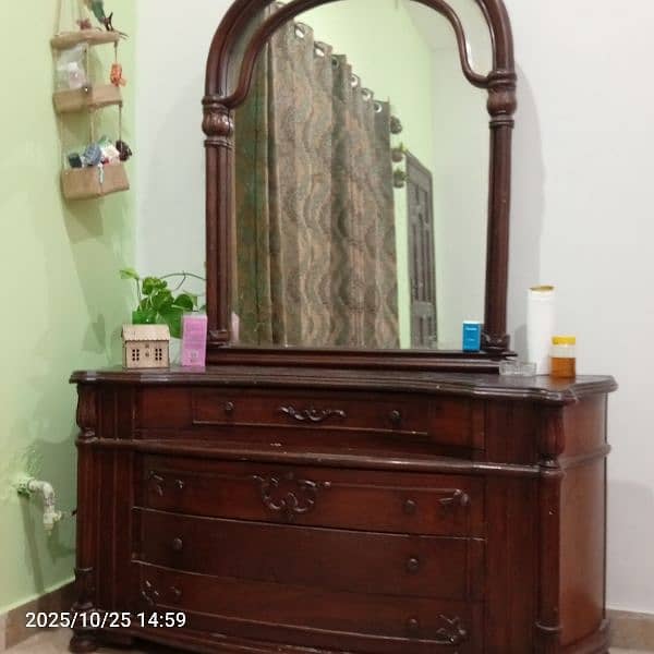 dressing table 1