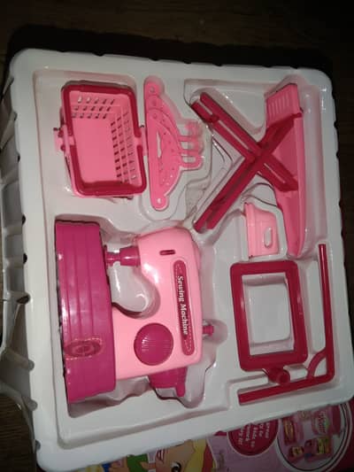 6 years toy sew machine and