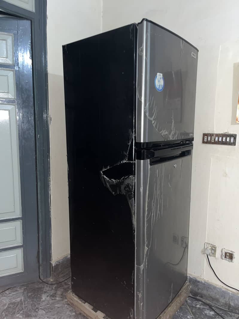 Orient Refrigerator 1