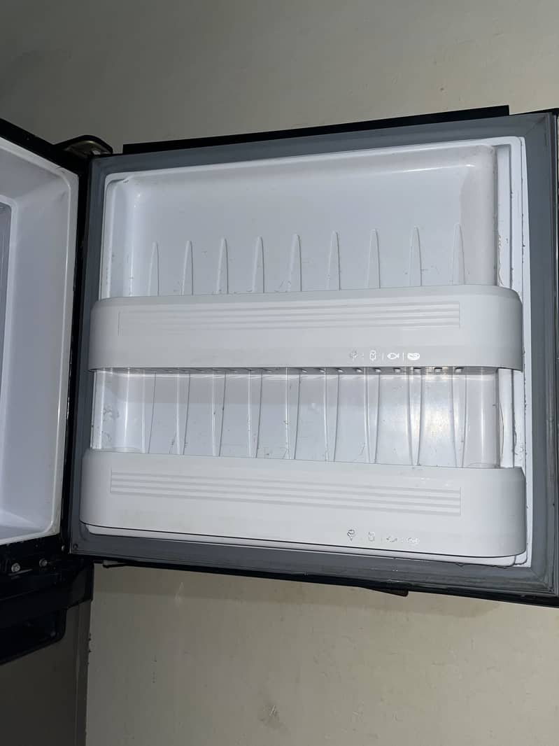 Orient Refrigerator 2