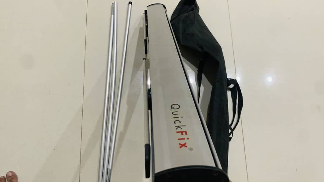 QuickFix Top Quality Roll Up Standee 33x78 with Bag 3