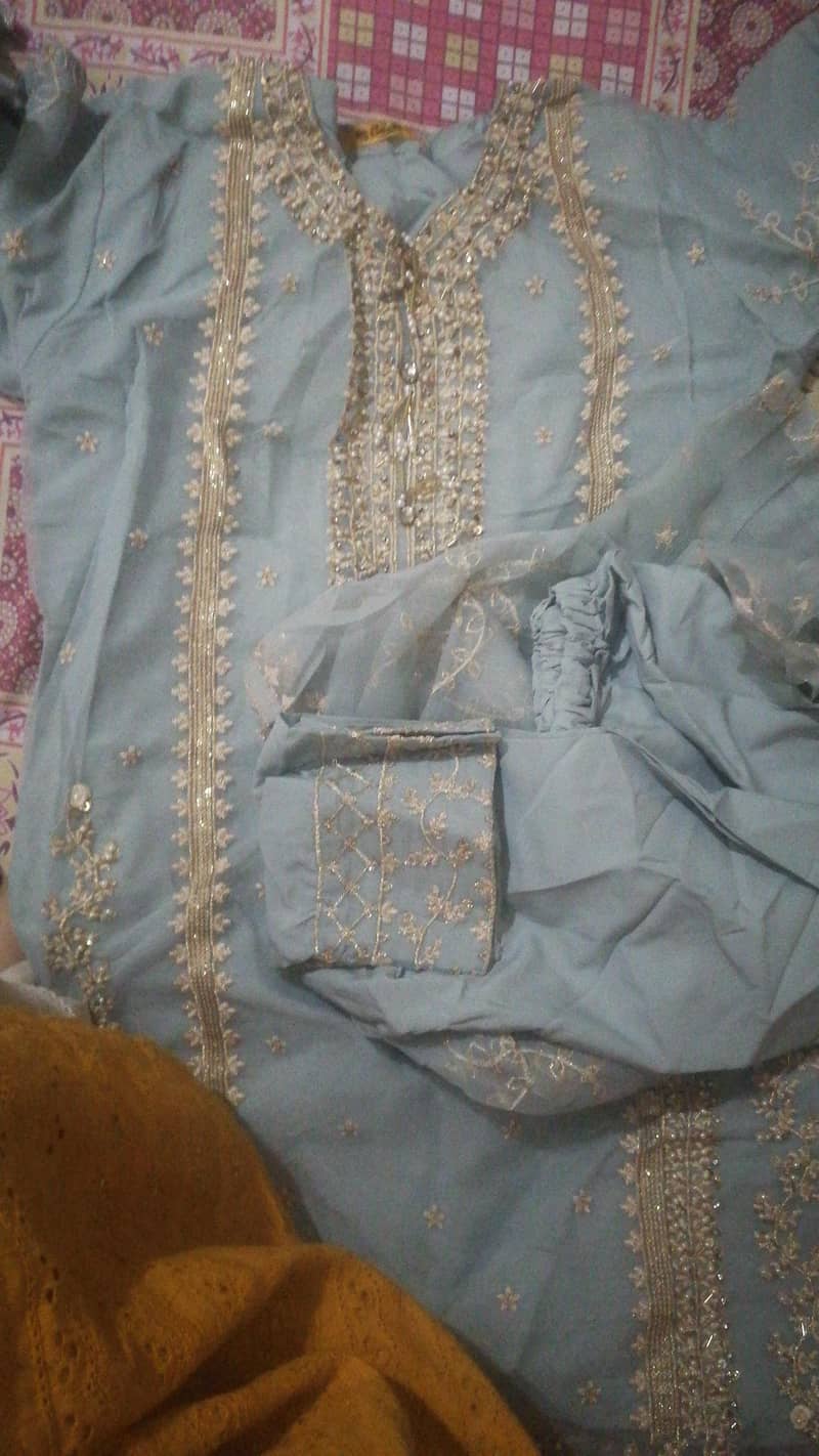 three piece medium 0