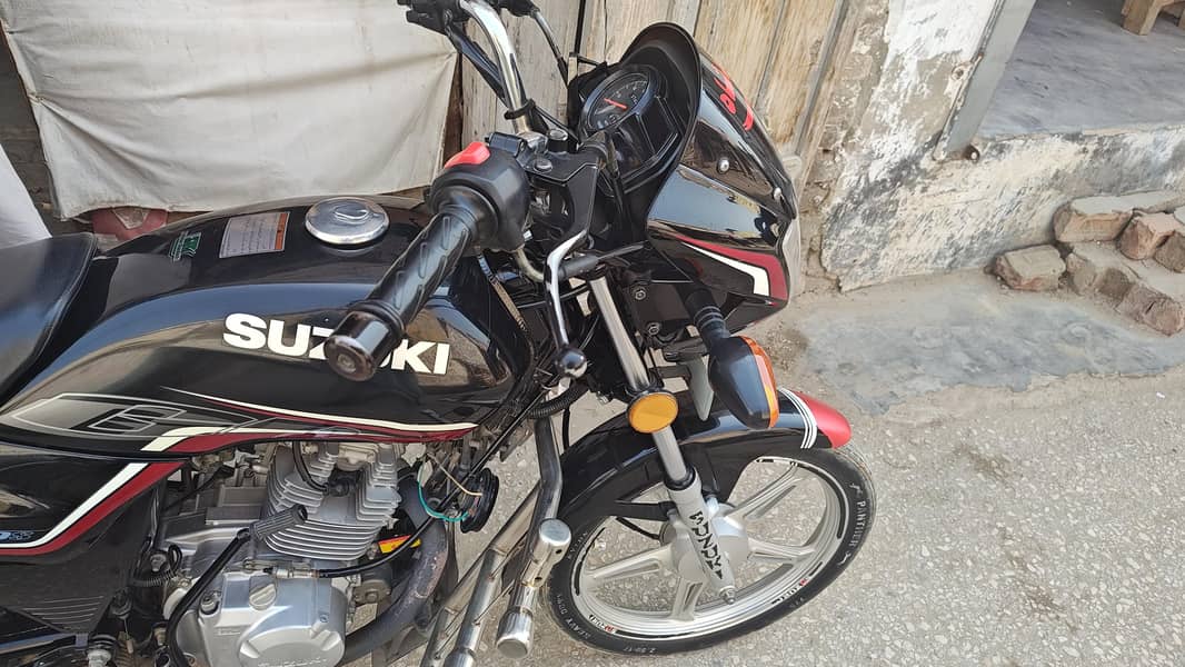 Suzuki 2