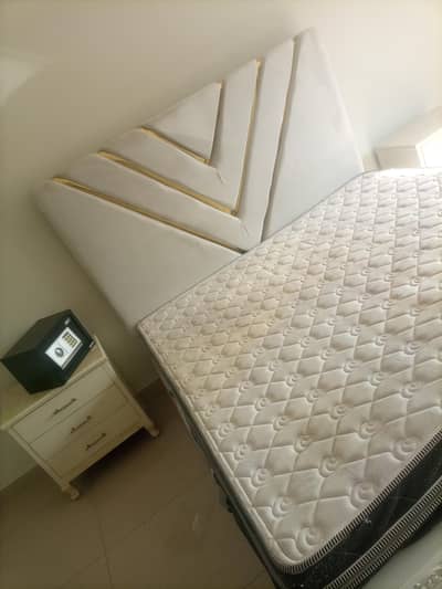 1 double bed