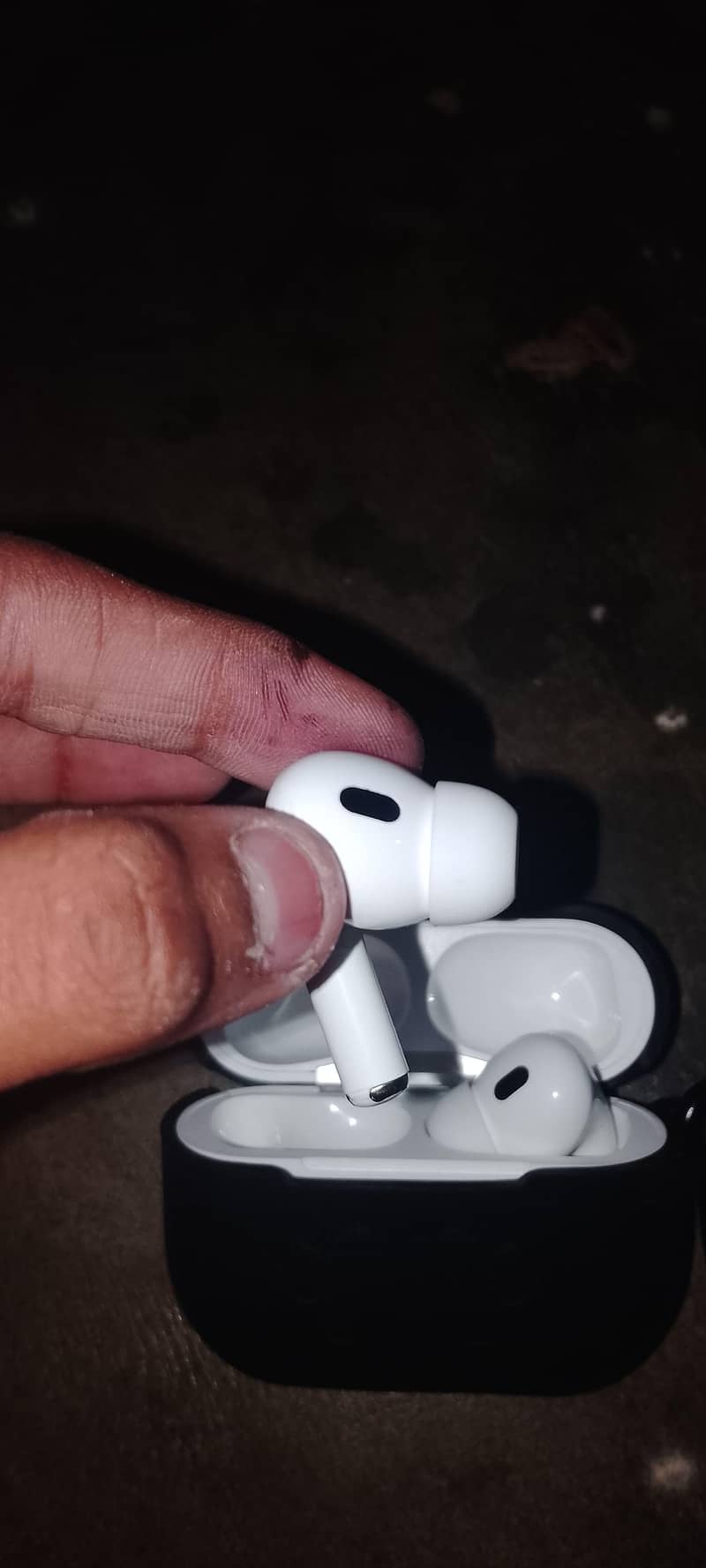 Airpods pro generation 2 message nh kre direct call kare 03158440608 0