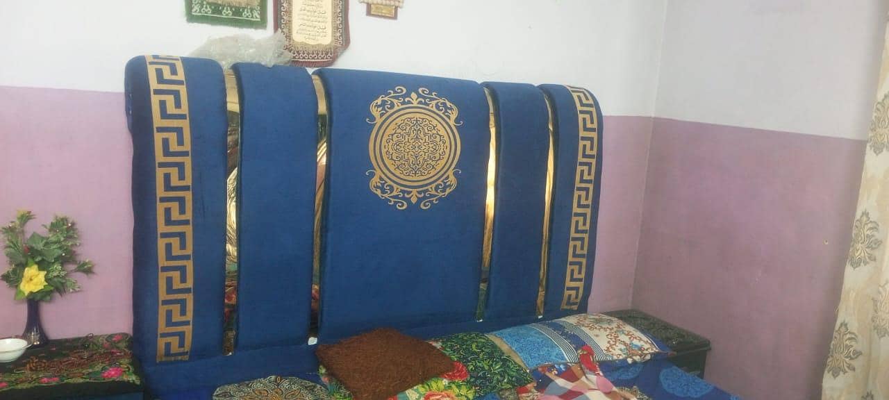 King size DOUBLE BED for sell, with out metrss 3