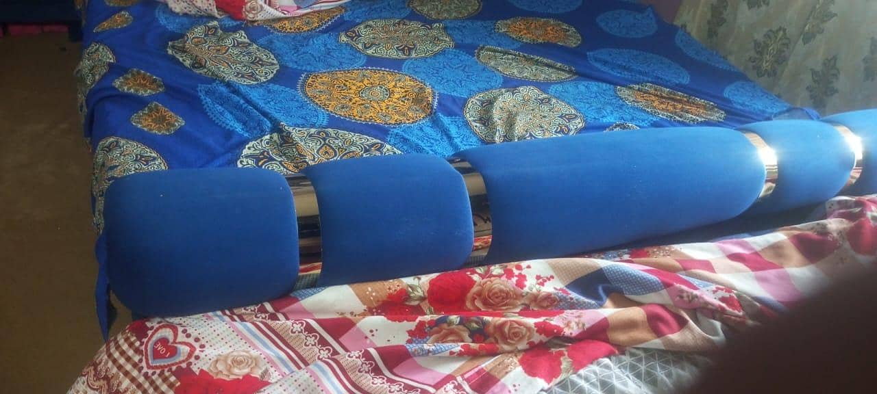 King size DOUBLE BED for sell, with out metrss 4