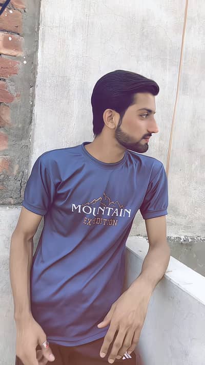 Usama zia farooqi....