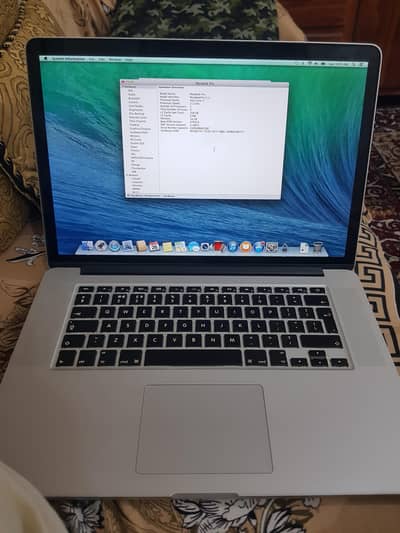Macbook Pro 2014 i7 16/256  15 inch intel iris