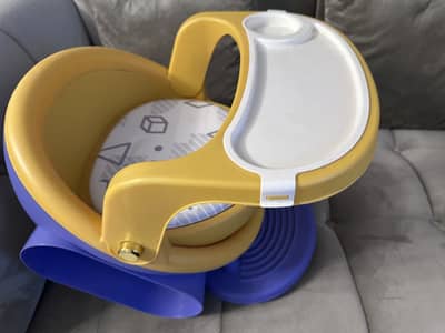 Baby booster chair