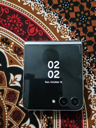 Samsung Flip z5