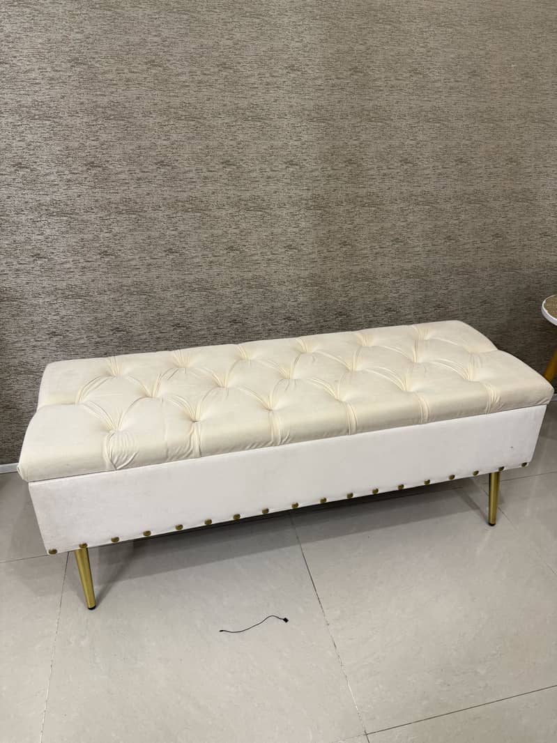 Settee sofa with storage 1