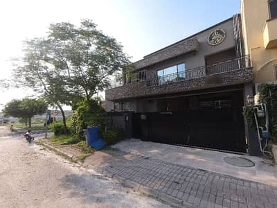 21 Marla House For sale In Beautiful Bahria Town Phase 7