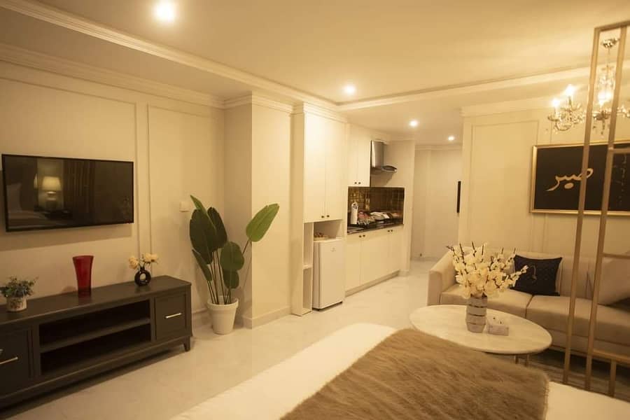 LUXURY STUDIO APARTMENT AT REASONABLE RATE AT MOST PRIME LOCATION 1