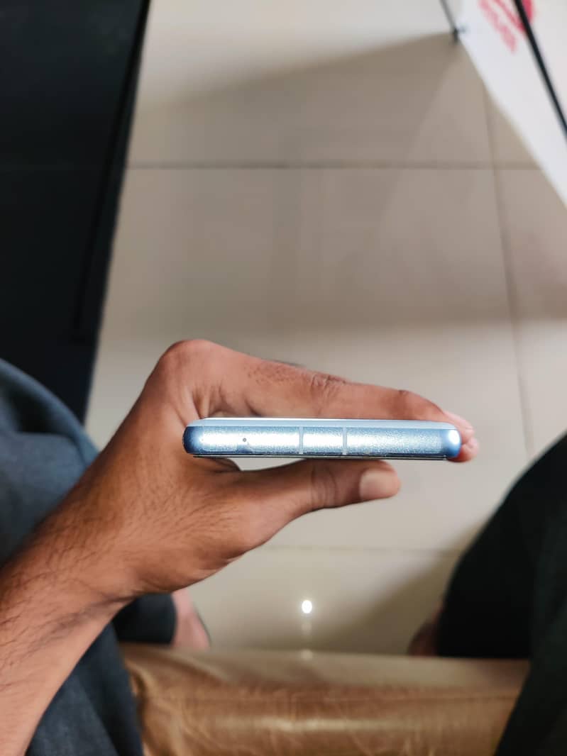 Google Pixel 7a – Mint Condition 2