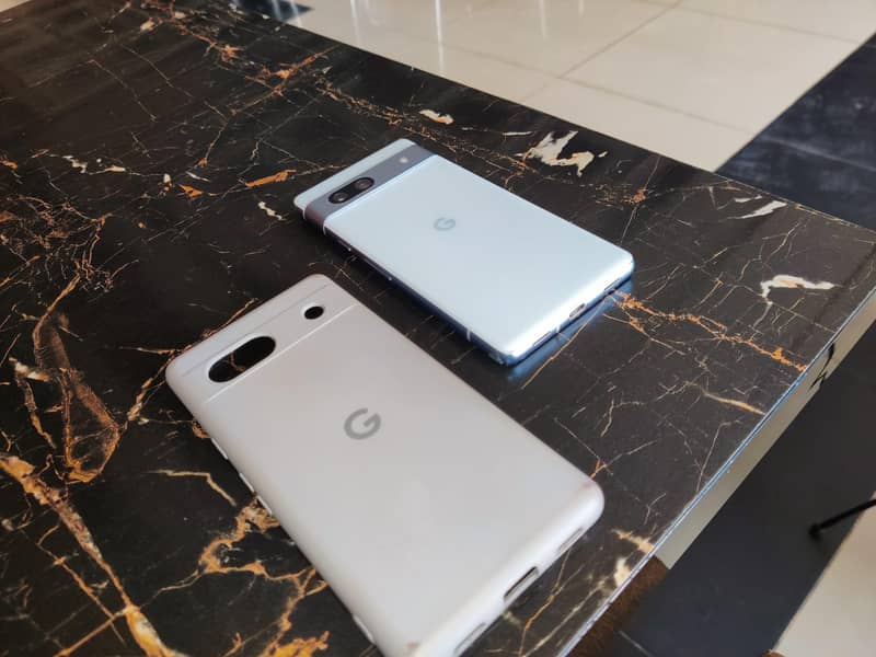 Google Pixel 7a – Mint Condition 6