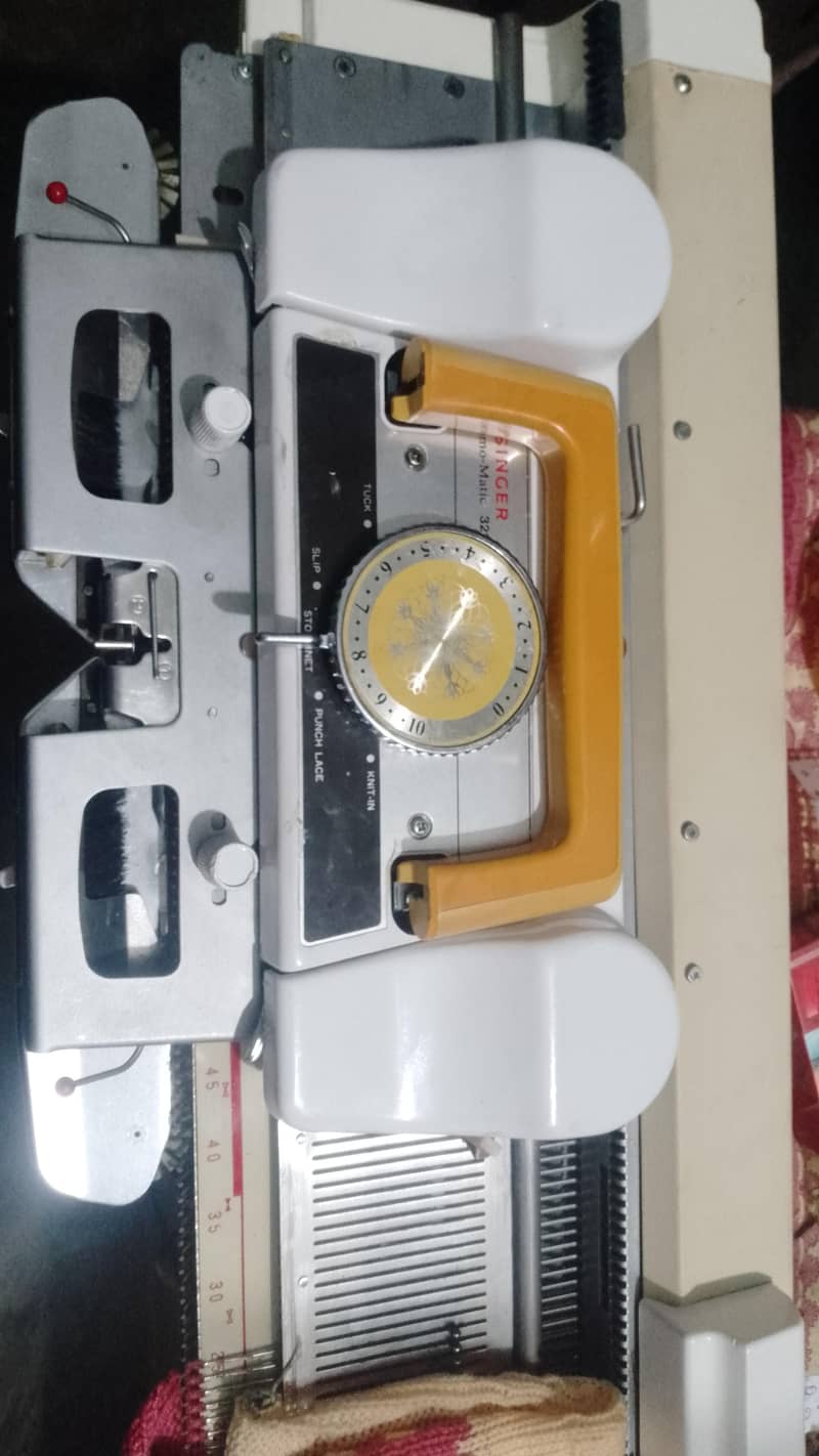 singer knitting machine 8