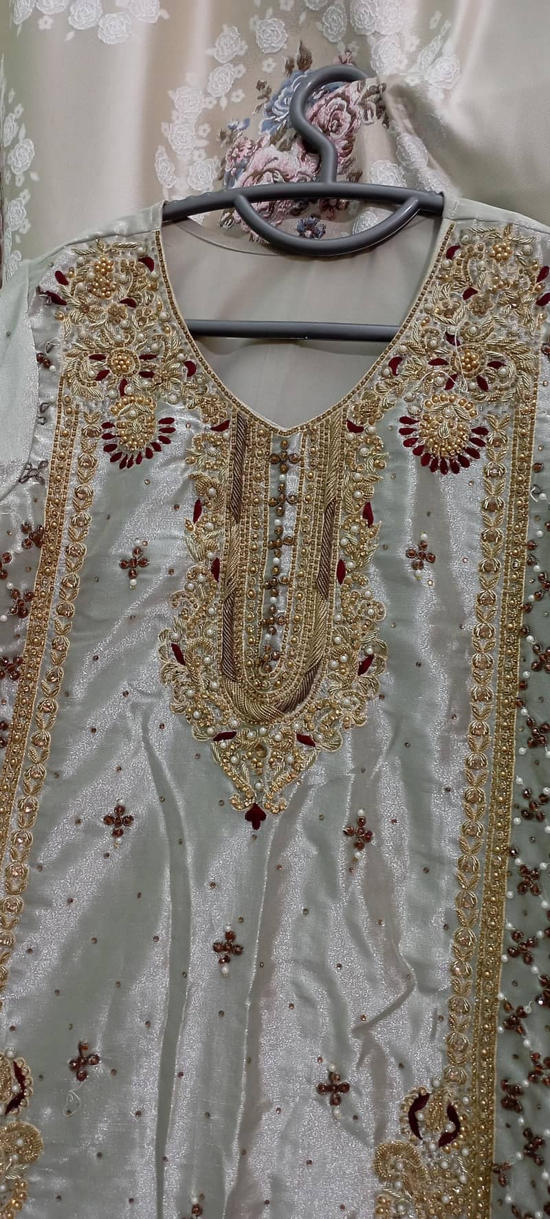 pre-loved dresses available. condition is 10/10 3