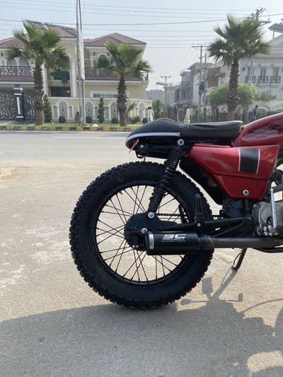Cafe racer 70cc fully customized with fat tyres