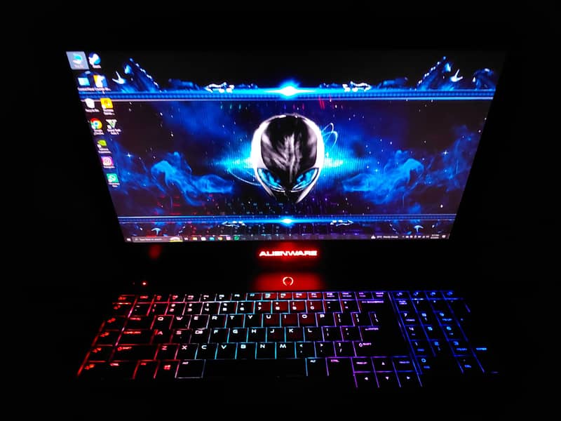 Dell Alienware Gaming Laptop - Laptops - 1107855607