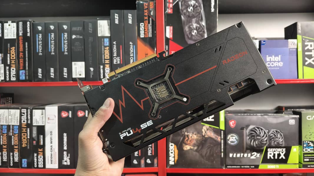 AMD RX 7700 XT 12GB GDDR6 | Powerful Gaming GPU | 3 Months Warranty 2