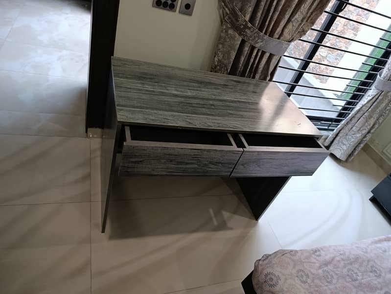 Work / Study Table 2