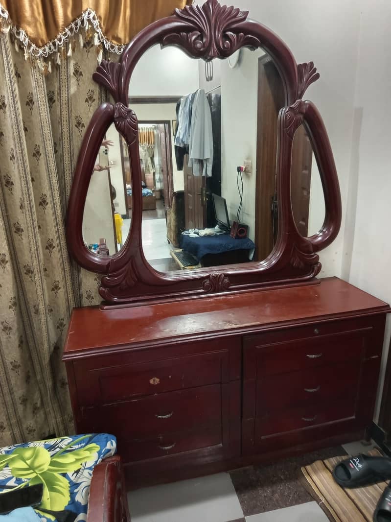 Dressing table 1