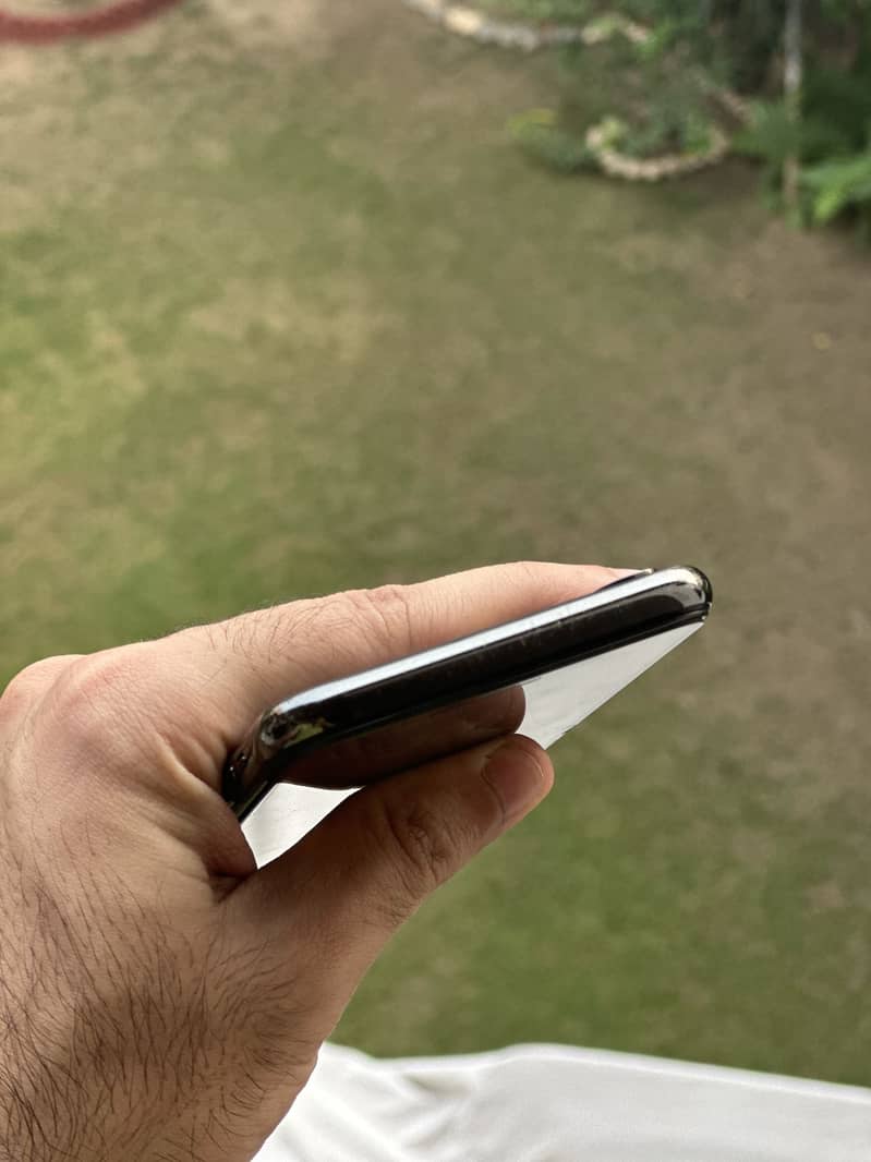 Apple Iphone X 10 2