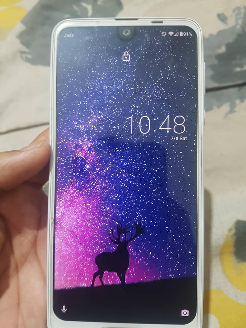 Sharp Aquos r2 0