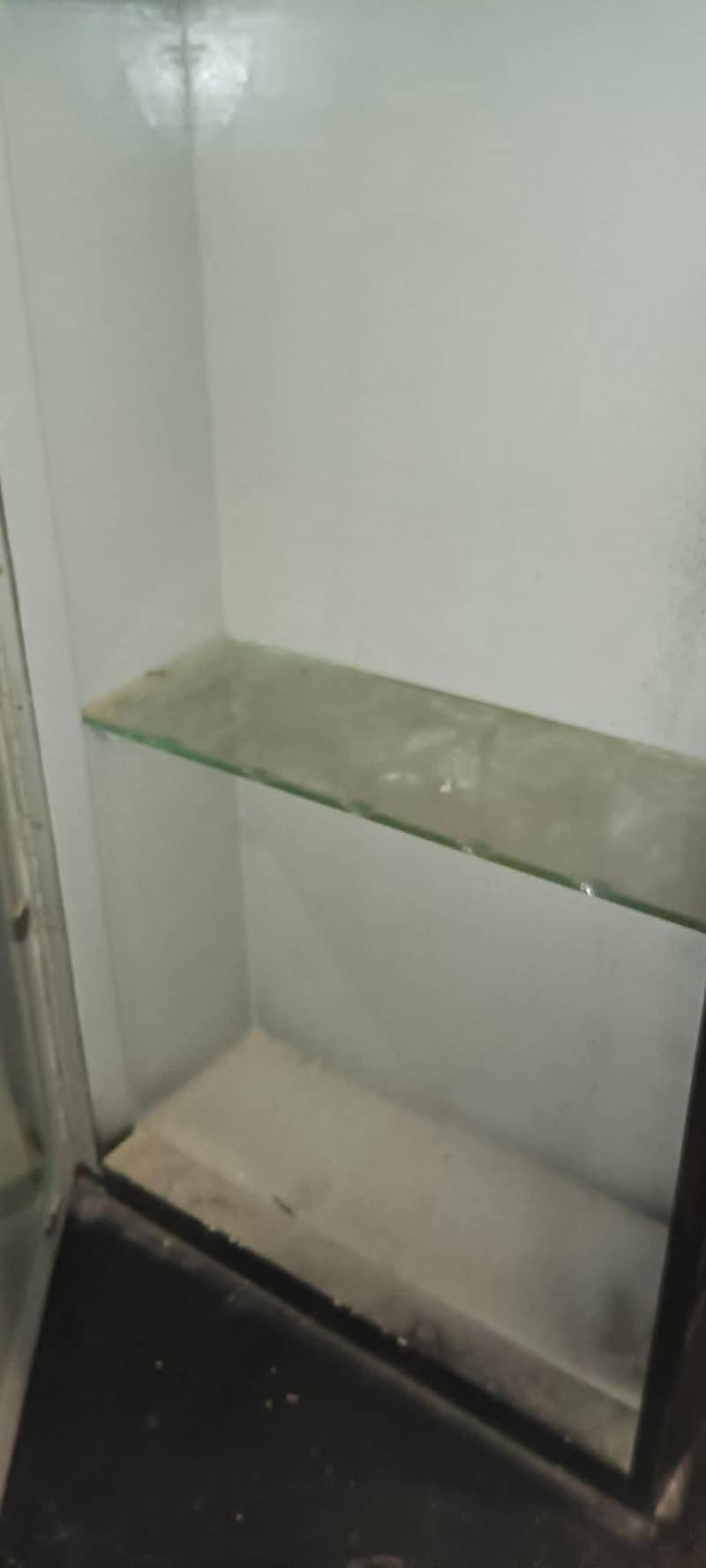 Bed dico  dressing table +stool 7