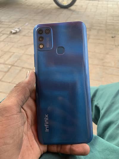 Infinix hot 11 play