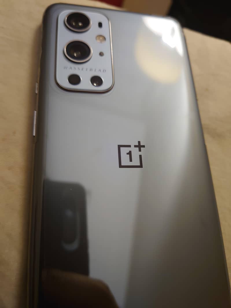 OnePlus 9 pro 1