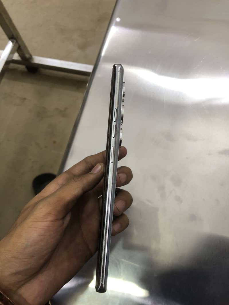 Techno camon 40 pro 1