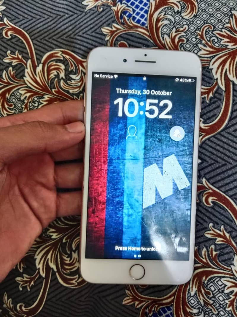 Apple iPhone 8 Plus 1