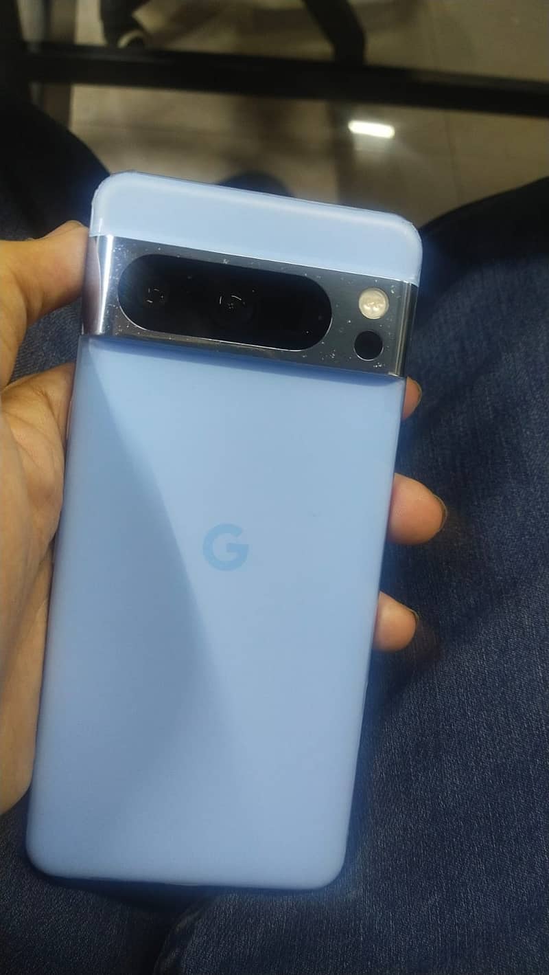 Google Pixel 8 Pro 0
