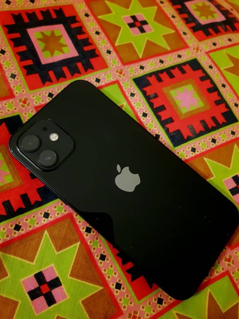 iPhone 12 | with box | with original wire 0