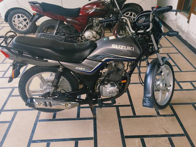 Suzuki 110 - Standard - 1107937981