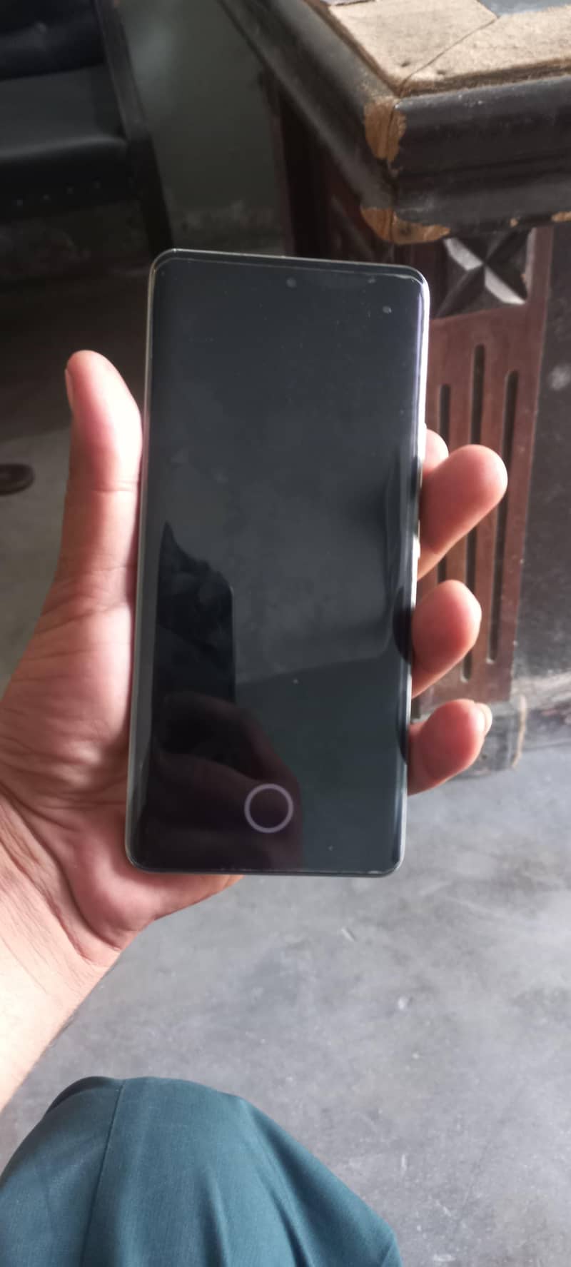 realme 12pro. pull 4