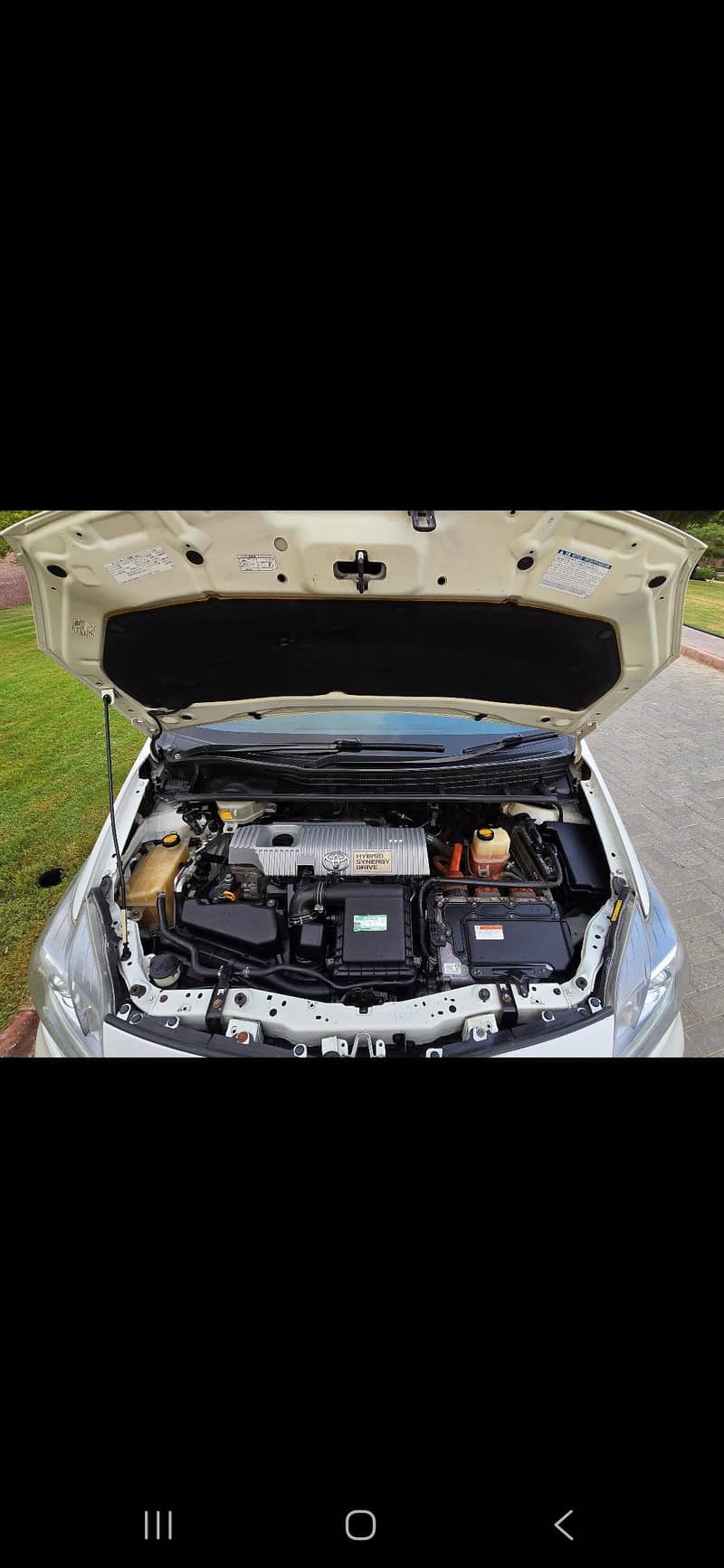 pearl white. . 2012 model. only 116k driven. second owner. 8