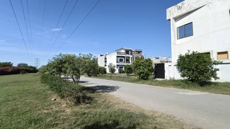 5 Marla Ready-for-Possession Plot in Shoaib Block, SA Gardens Phase 2 Perfect Location! 29