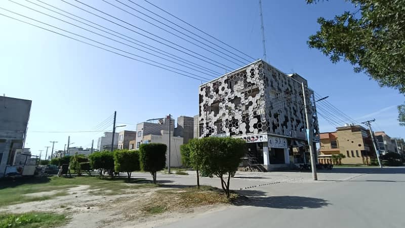 5 Marla Ready-for-Possession Plot in Shoaib Block, SA Gardens Phase 2 Perfect Location! 35