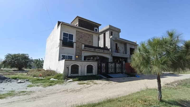 10 Marla Ready-for-Possession Plot in Premium Residencia, SA Gardens Phase 2 Prestigious Location! 6