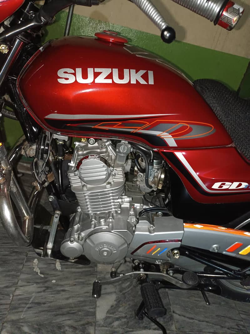 Suzuki 5