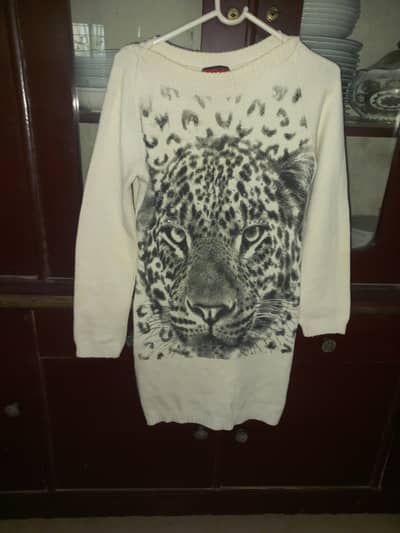 sale sweaters and hoodie
