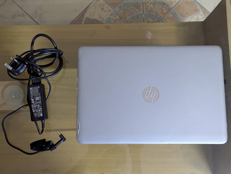 HP Elitebook 850 g3 (condition 10/10) 0