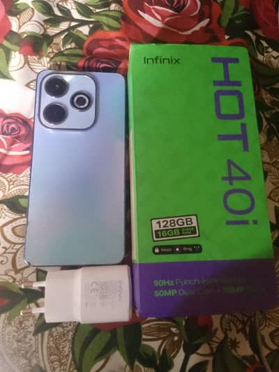 Infinix Hot 40i 8+8 128 with original box and charger 03066198403