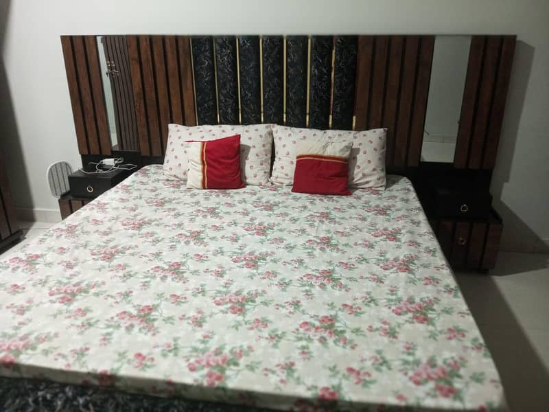 Bedroom set 95,000 0